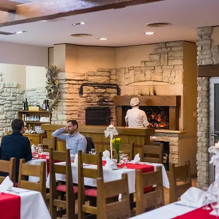 Merlot 3* Opuzen (Dubrovnik-Neretva)