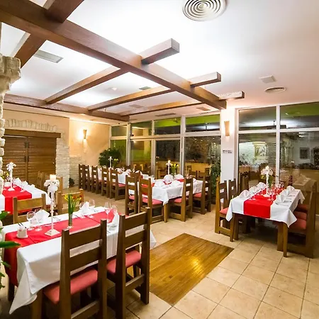 Merlot 3* Opuzen (Dubrovnik-Neretva)