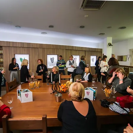 Merlot Hotel Opuzen (Dubrovnik-Neretva)