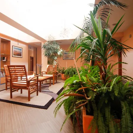 Merlot Hotell 3*