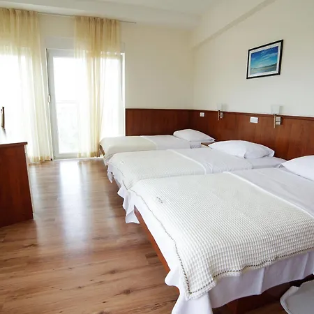 Hotell Merlot 3*