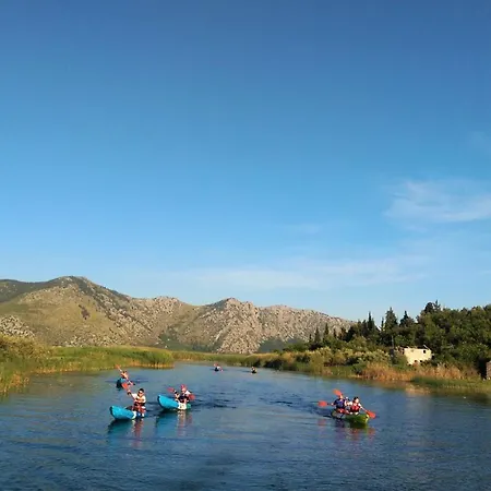 Merlot Opuzen (Dubrovnik-Neretva)